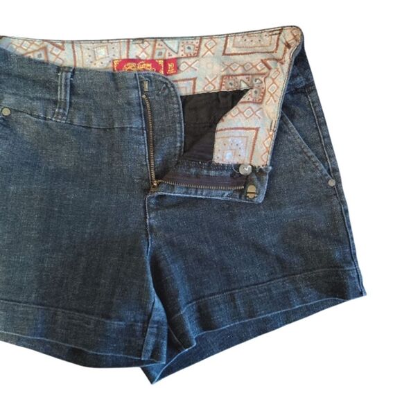 Y2K Faded Black Midrise 4" Inseam Chino Jean Shorts Size 10 - Picture 8 of 11